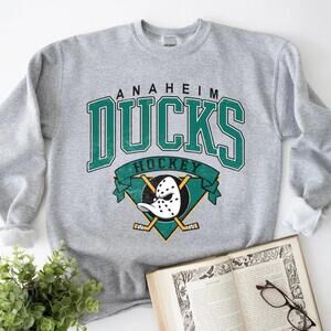 Anaheim Mighty Ducks Hockey Graphic Unisex Sweatshirt